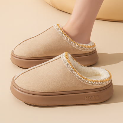 Plüschige Wärme-Hausschuhe CozyLux