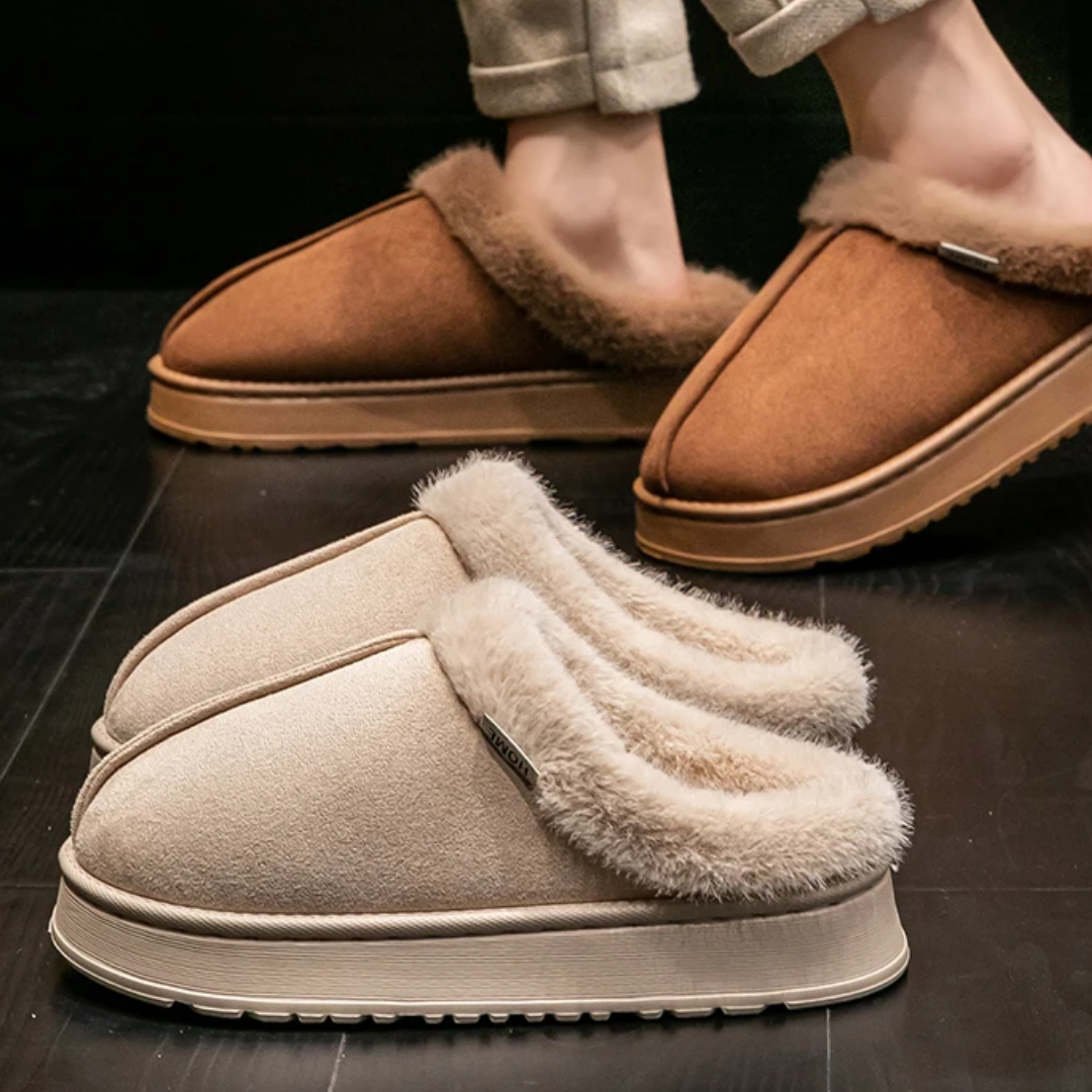 Plüschige Wärme-Hausschuhe CozyLux