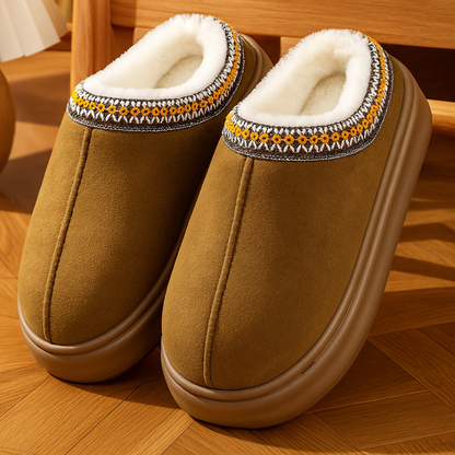 Plüschige Wärme-Hausschuhe CozyLux